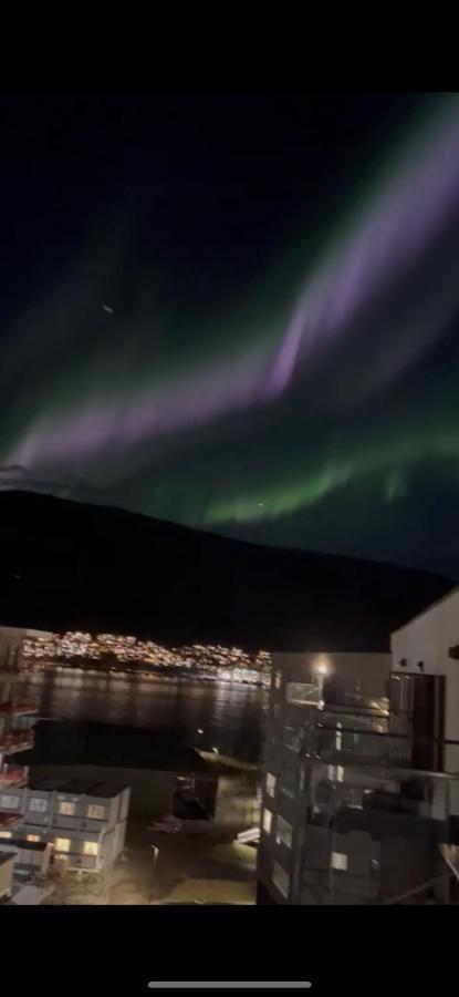 Tromso Central Guest House With Parking Екстер'єр фото